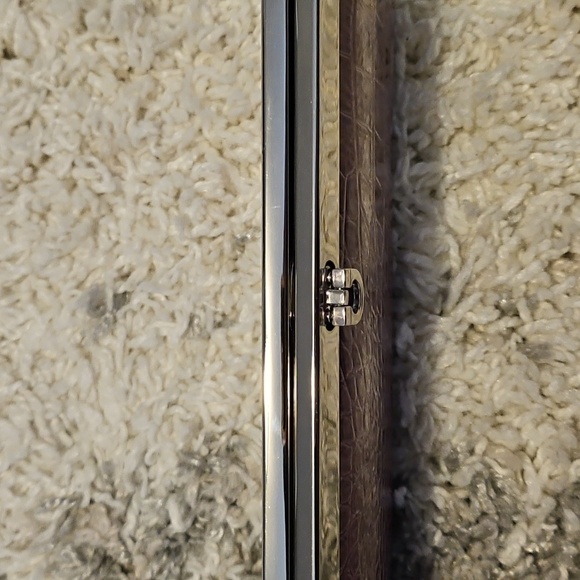 Crocodile Embossed Pink Wallet - Picture 5 of 9